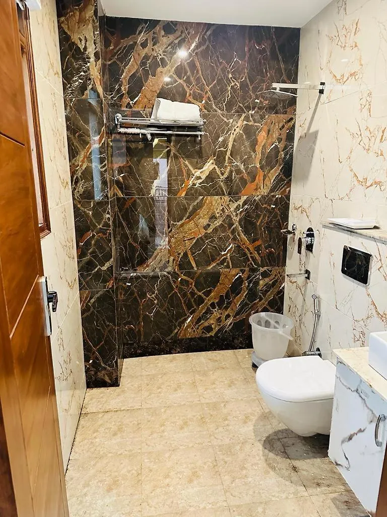 ***  Hotel The Palm View By Grb New Delhi India