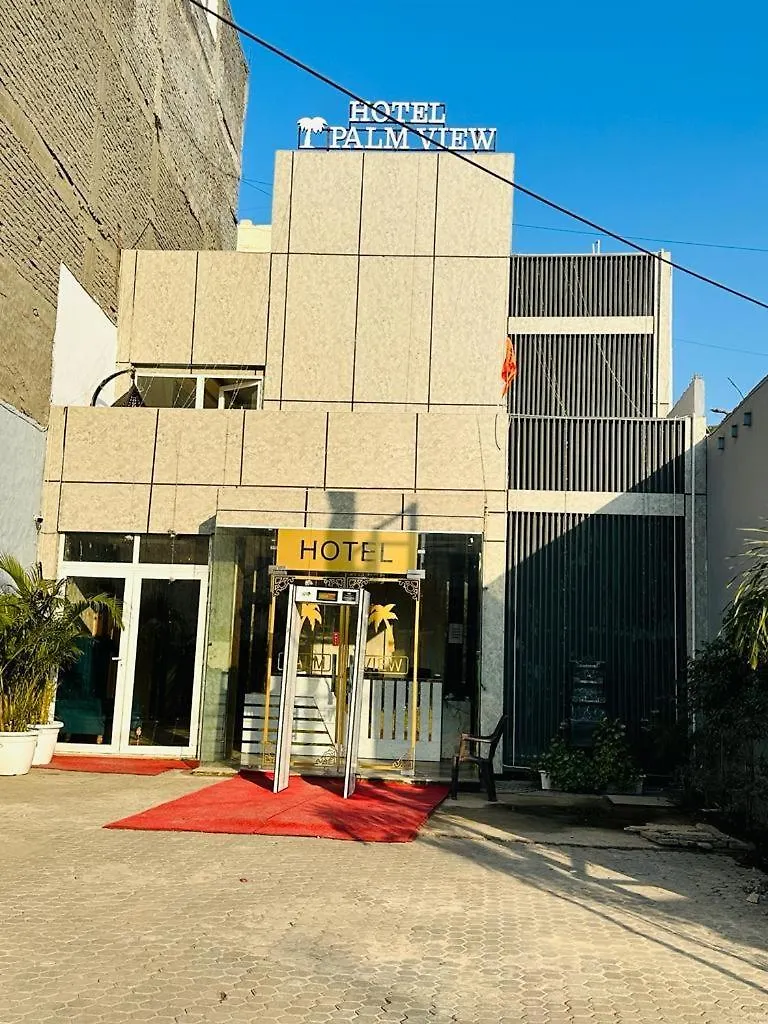 Hotel The Palm View By Grb location